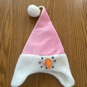 Babies snowman hat. Pink and white.
